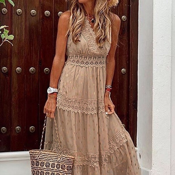 Dresses & Skirts - Women’s Skater Apricot Metallic thread dot maxi size medium